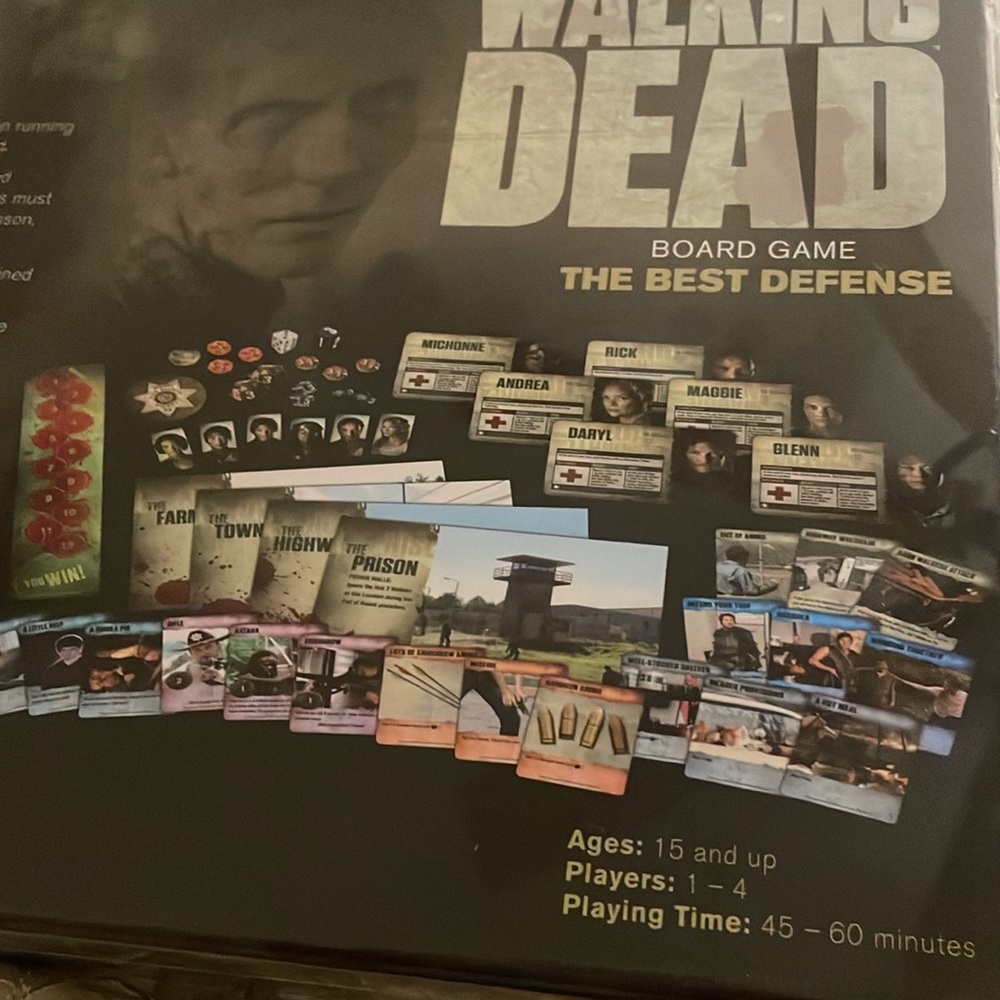 AMC The Walking Dead Board Game - New Still in the original Wrapper - Picture 7 of 11